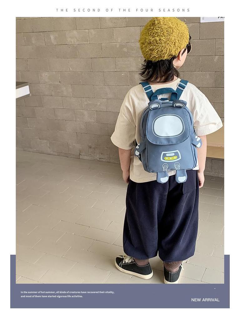 Japanese Style Anti-Lost Astronaut Schoolbag: Cute Kindergarten Backpack for Boys & Girls
