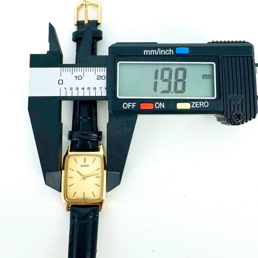 [USED] Battery SEIKO Gold 1F21-5A60 Square Watch