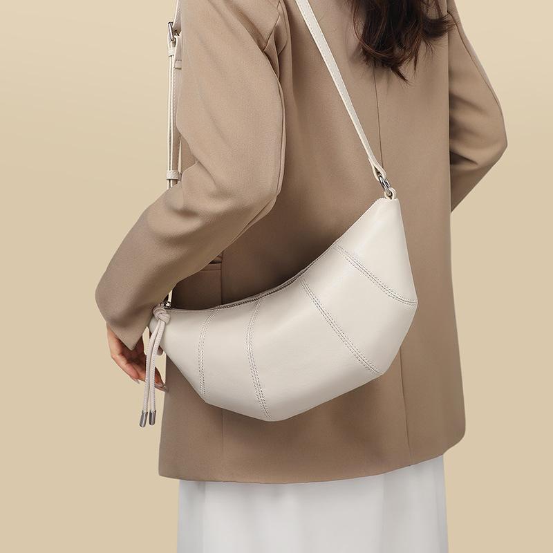 Design women's Korean version of fashion croissant bag versatile shoulder messenger bag women's armpit bag
