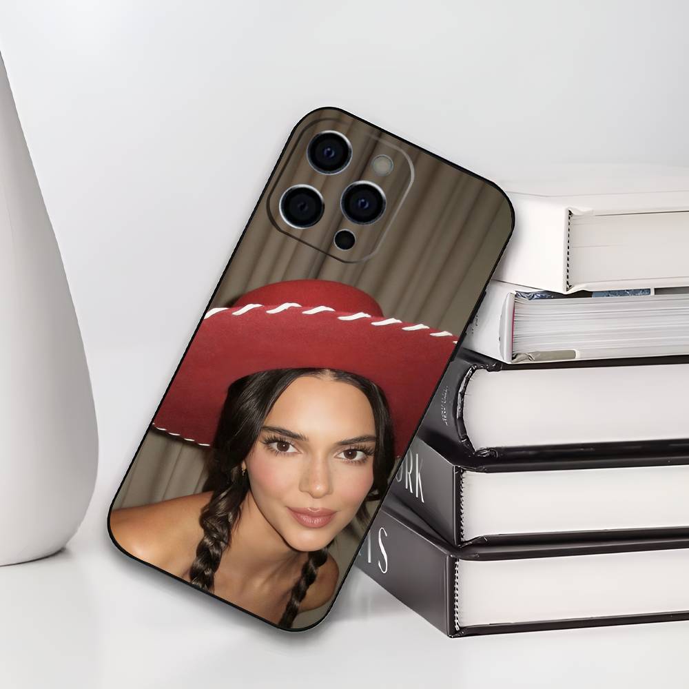 Чехол для телефона K-Kendall J-Jenner для iPhone 17,16,15,14,13,12,11 Plus,Pro Max,XS, Мягкий черный чехол