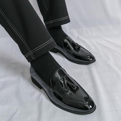 Модные туфли-лоферы с кисточками для мужчин, слипоны для вождения, мужские удобные кожаные туфли, мужские свадебные модные тренды, деловые повседневные туфли