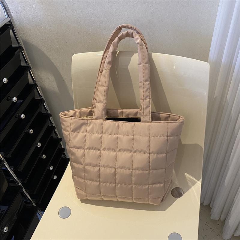 Winter Big Bag New Commuter Casual Portable Shopping Bag Large Capacity Beautiful Shoulder Bag Tote Women's Bag