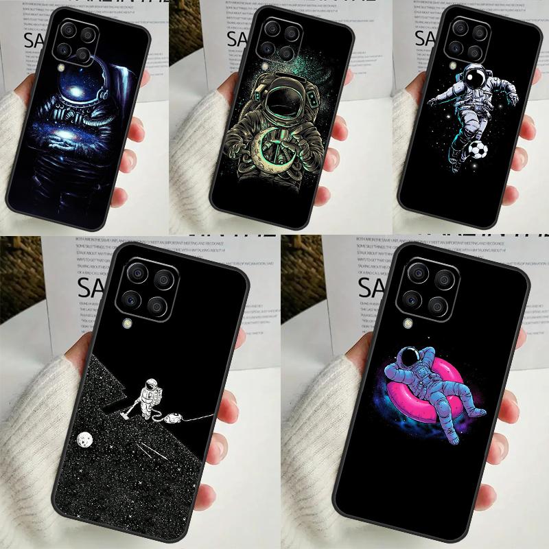 Astronaut Star Space For Samsung Galaxy M21 M51 M12 M32 M52 M13 M23 M33 M53 M34 M54 M30s M31s M15 M55 M20 Case
