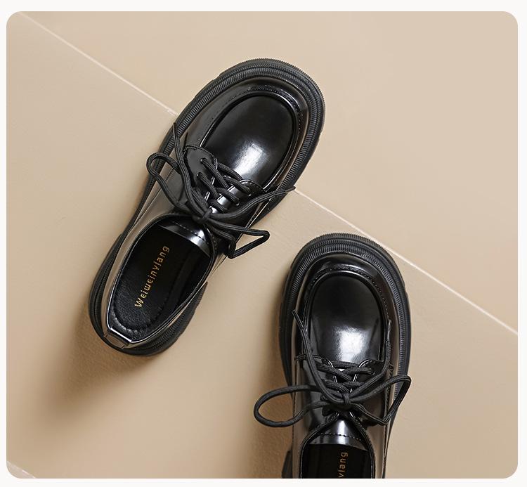 Женские черные ретро-лоферы Weiwei Girl на толстой подошве со шнуровкой