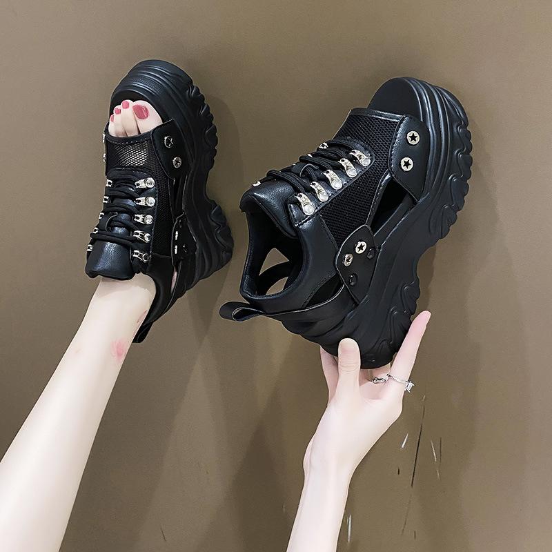 Классическая модная женская обувь, популярные летние новые корейские спортивные сандалии на толстой подошве, повседневные римские сандалии с круглым носком и покатым каблуком