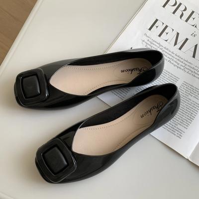 Модные женские летние новые ПВХ однотонные сандалии на квадратной пуговице, модные с мелким вырезом, повседневные балетки