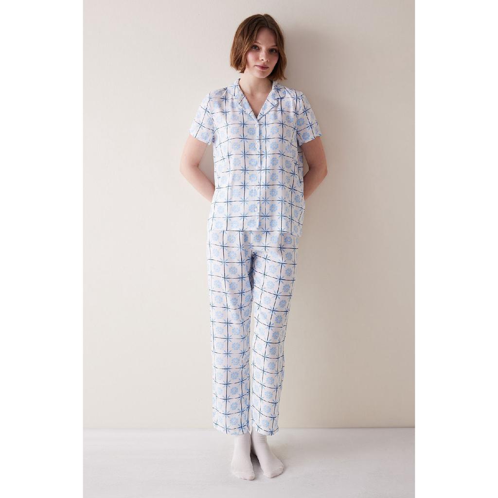 Base Lily Off-white Shirt Pajama Set