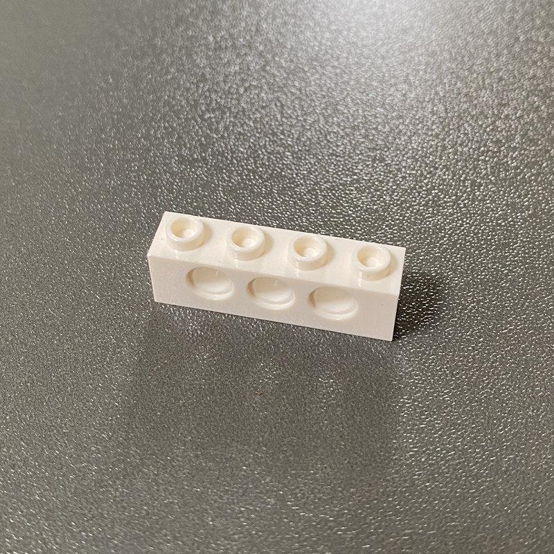 Совместимый строительный блок 3701 отверстие кирпичные детали, технологическое машиностроение строительные блоки запасные части 1X4 толстый кирпич с 3 отверстиями выпуклости