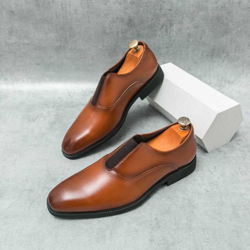 High End Brand Men's Leather Casual Shoes Banquet Dresses Formal Shoes Pointed Men's Loafers Soft Soles Versatile Free Delivery