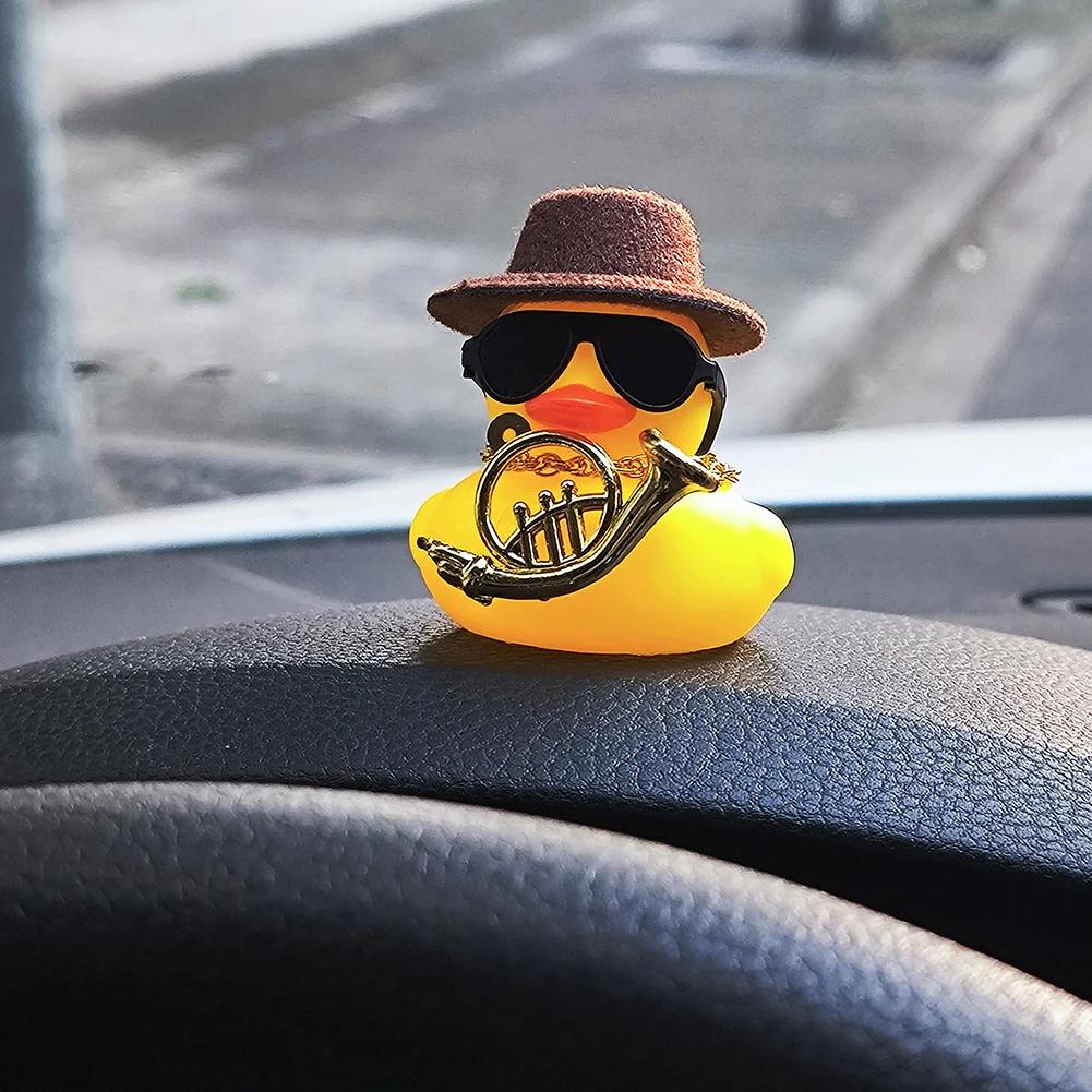 Миниатюрная резиновая уточка, украшения для автомобиля, приборная панель, декор интерьера, ковбойская шляпа, утка с шарфом, солнцезащитные очки, детские игрушки, подарки, автомобильные аксессуары