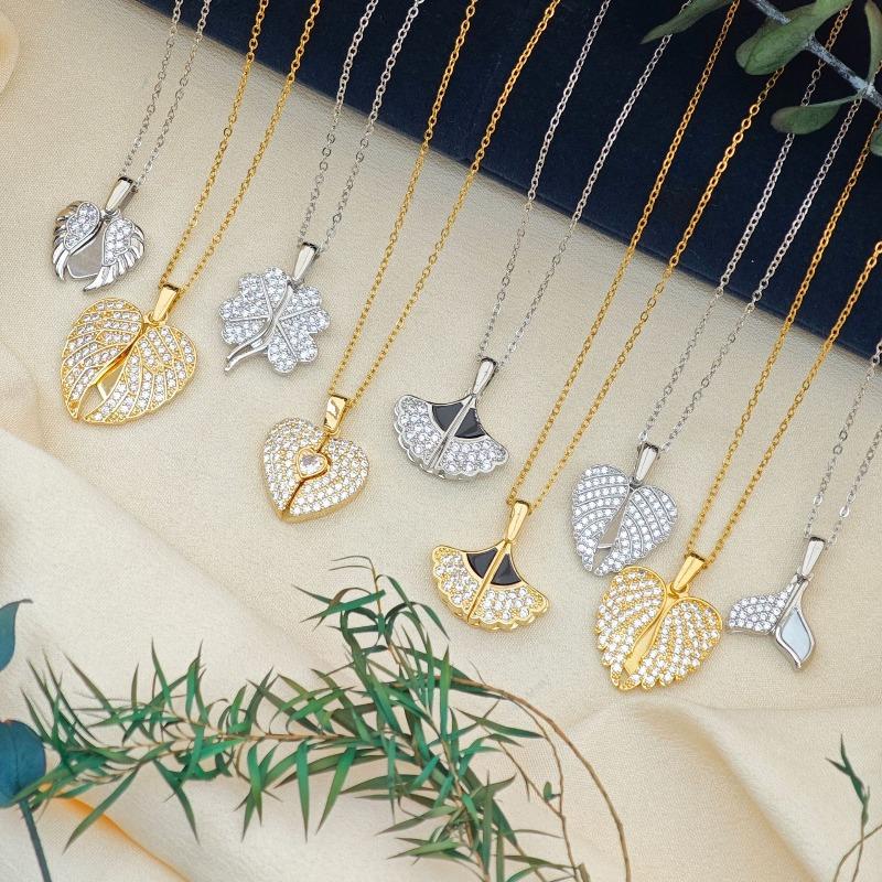 Heart-shaped Open and Closing Wings Creative Fashion Necklace for Women, Simple and Elegant Luxury Design with A Touch of Sophistication.