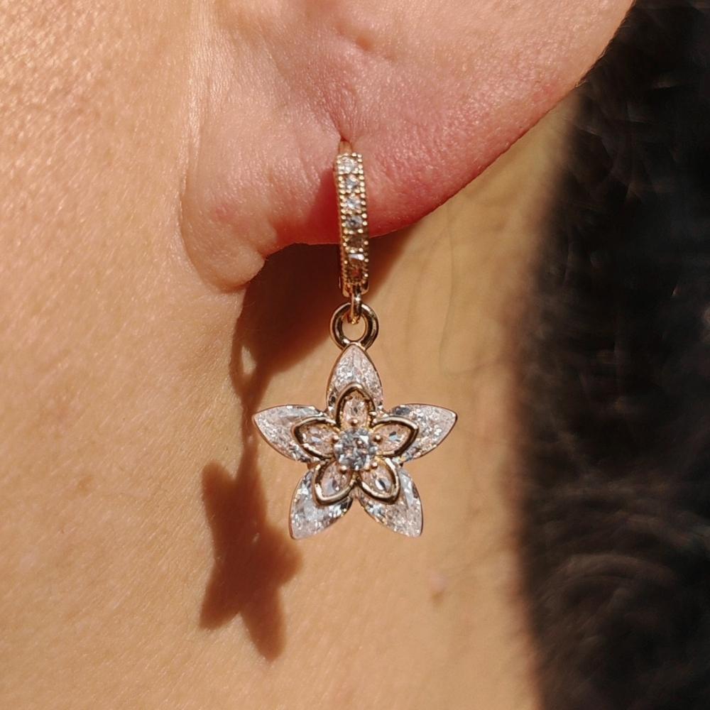 New Fashion Flowers Dangle Earrings for Women Cubic Zirconia Daily Jewelry Party Accessories