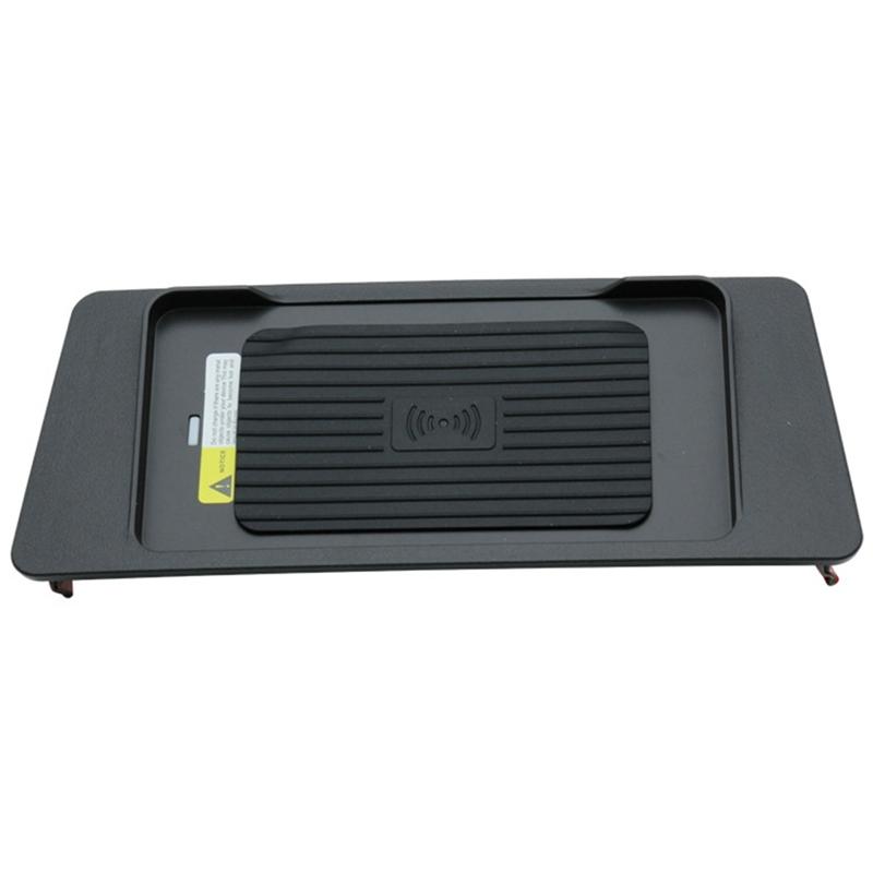 Wireless Charger For Toyota Hilux 2016-2020 LHD Mobile Phone Fast Charging Plate 15W Car QI Holder Panel Wireless