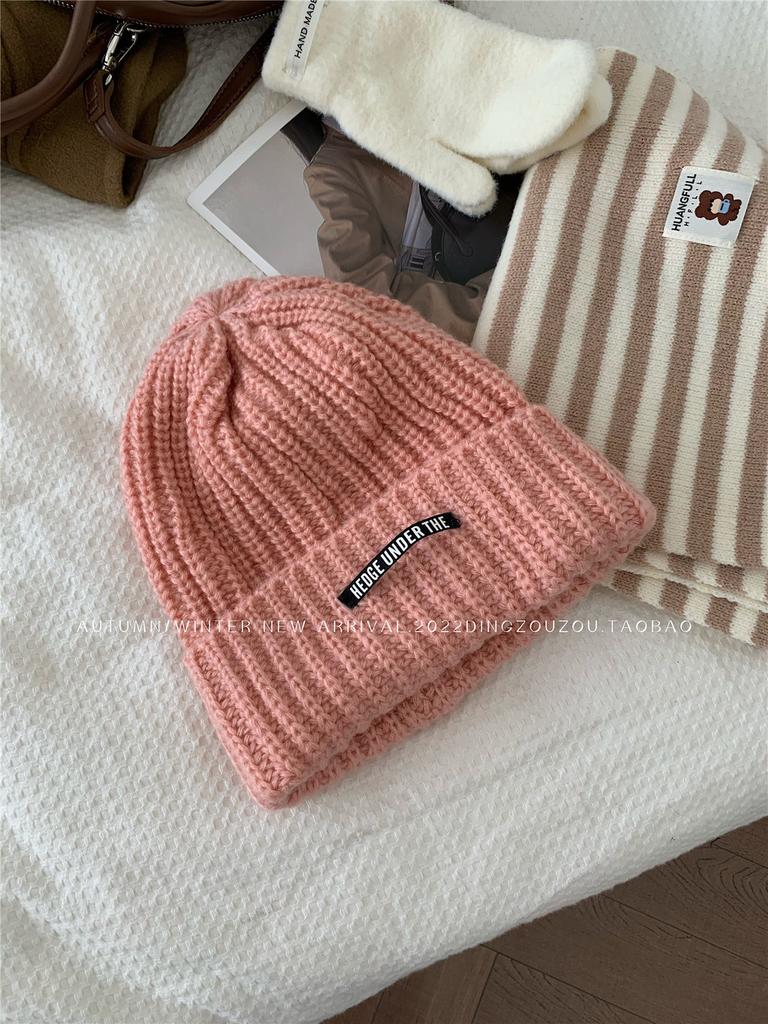 Мягкая и теплая женская акриловая вязаная шапка-бини, модная зимняя шапка с буквенным дизайном