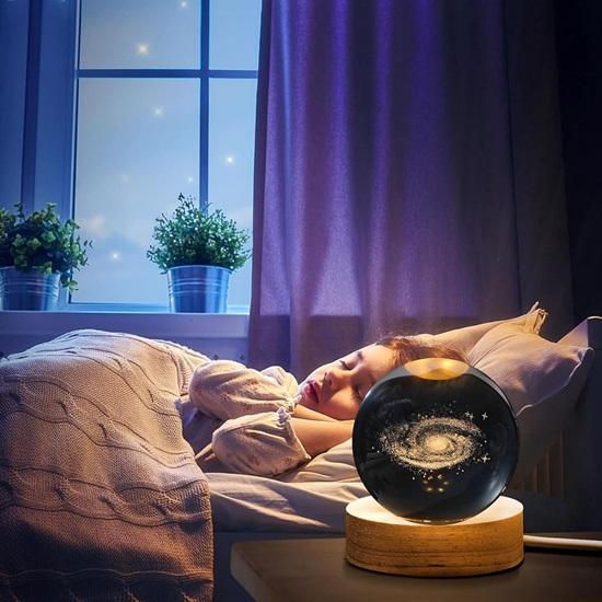 3D Хрустальный шар Галактики Гравированный Ночник Питание от USB Светодиодная Деревянная Подставка Кристалл для Домашнего Декора Девочек(Теплый белый) (галактика)