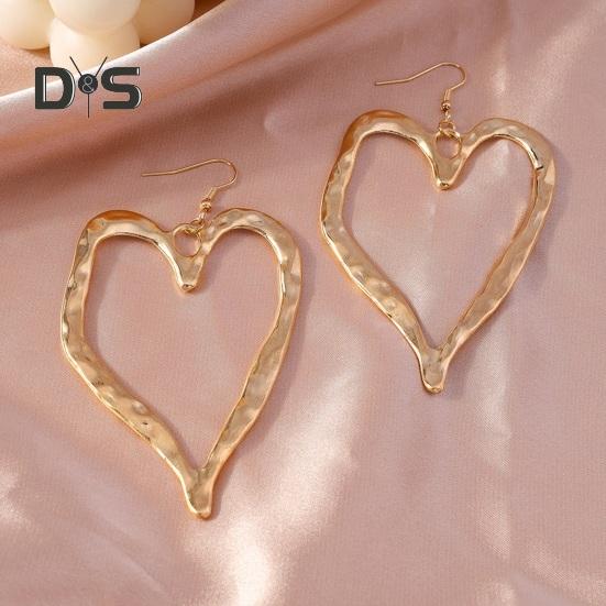 1 Pair Love Earrings Retro Exaggerated Style Polished Zinc Alloy Hook Earrings Party Club Cosplay Hanging Earrings Ear Jewelry