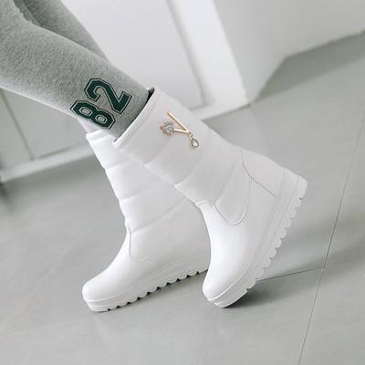 8. Новые зимние женские зимние ботинки на толстой подошве. Удобные и теплые длинные плюшевые однотонные короткие ботинки.