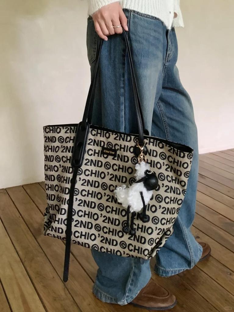 2024 Осень Винтаж Большая вместимость Премиум Sense Commuter Студенческая Универсальная Сумка через плечо из холста Ручная женская сумка