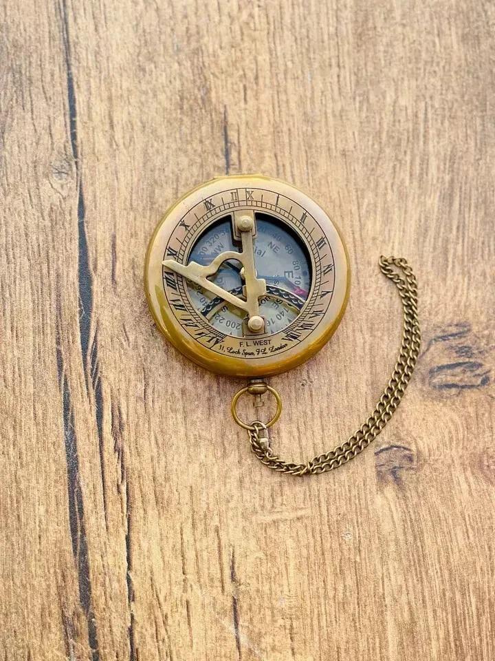 Brass Sundial Pocket Compass Nautical Direction Gadget with Leather Case