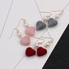 Осень и Зима, Фланелевые Асимметричные Серьги с Персиковым Сердцем Любви, Серьги с Жемчугом и Сладким Темпераментом