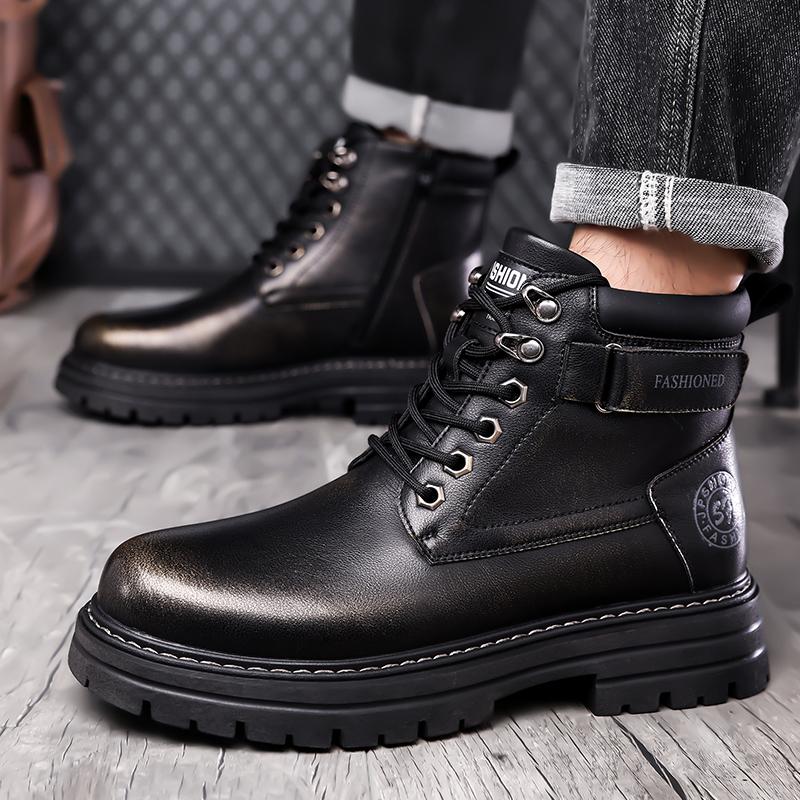 Top Quality Designer Vintage Leather For Men Boots Business Fashion Genuine Leather Men Boots Lace Up Outdoor Motorcycle Boots