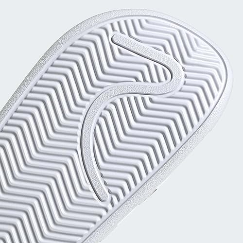 Сабо Adilette
