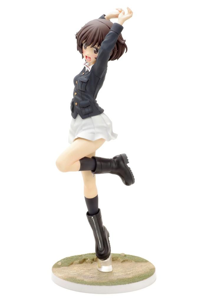 Dream Tech Girls Panzer Yukari Akiyama Panzer Jacket Scale PVC Painted Finished Figure & Ver. 1/8
