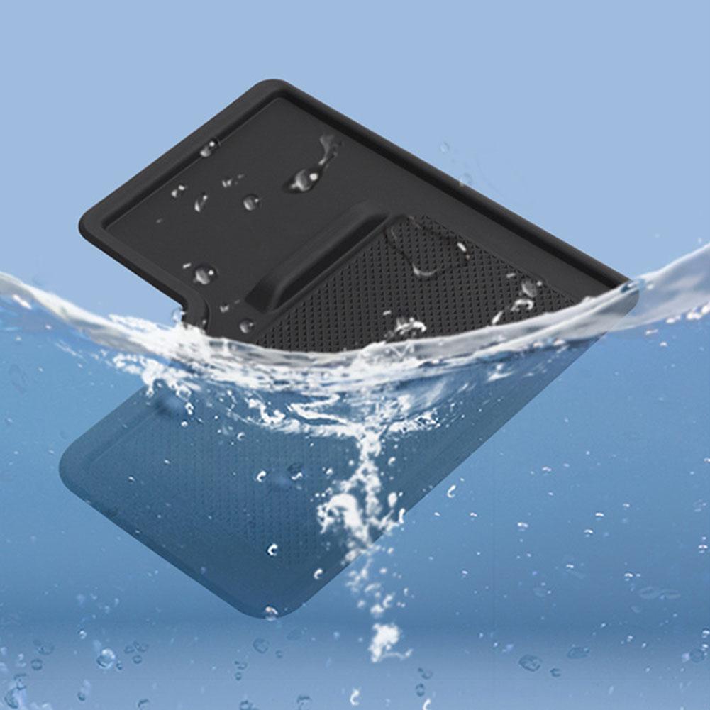 Коврик для беспроводной зарядки центральной консоли для Toyota Prado LC250 2024 года, противоскользящая силиконовая накладка, аксессуары для левого рулевого управления