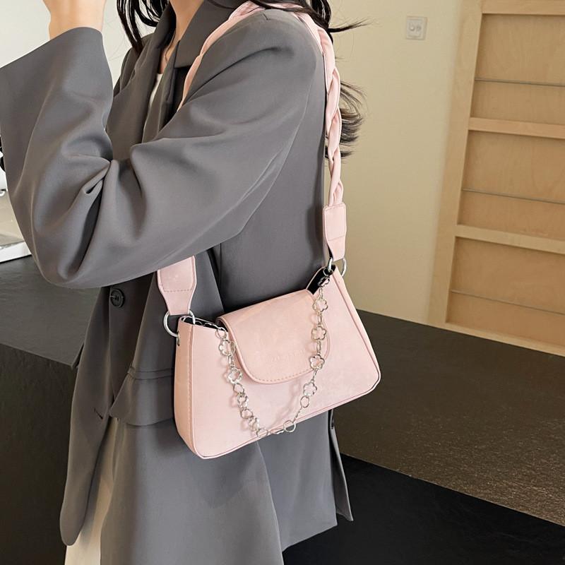 2024 Spring Fashion Women's Chain Strap Crossbody Bag Elegant Minimalist Small Handbag