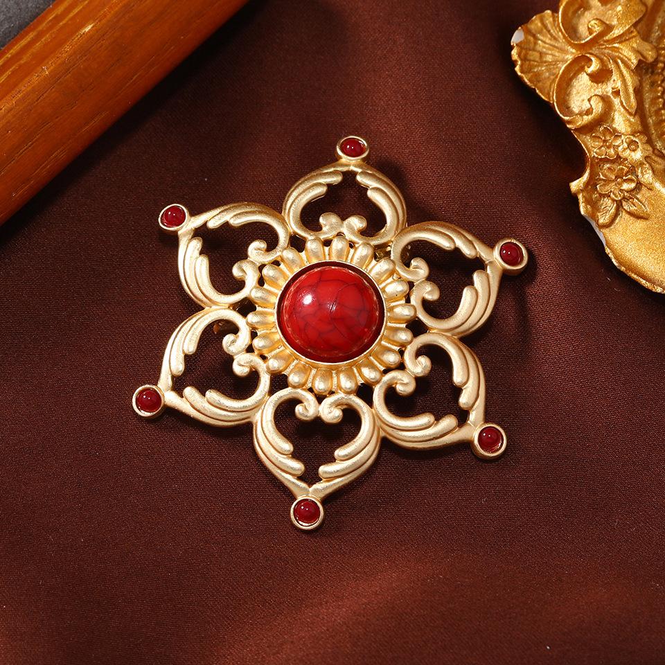 Vintage National Style Flower Brooch for Unisex Badge Pin Jewelry Party Office Gifts