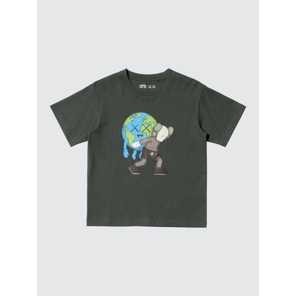 Uniqlo Япония Kaws Вселенная Ut