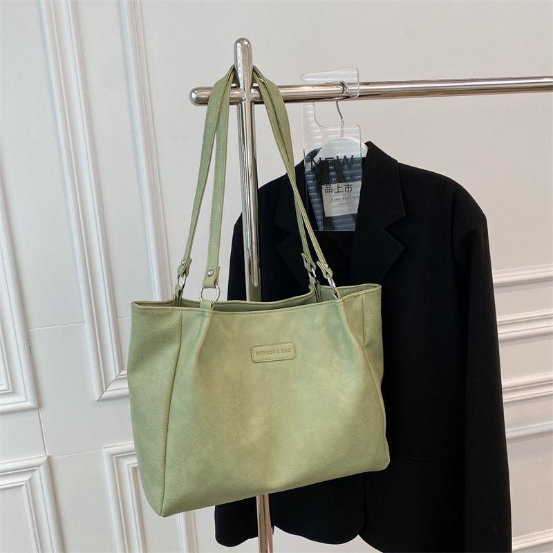 Повседневная сумка большой вместимости, женская летняя новая модная универсальная сумка через плечо, классная сумка-тоут для поездок на работу