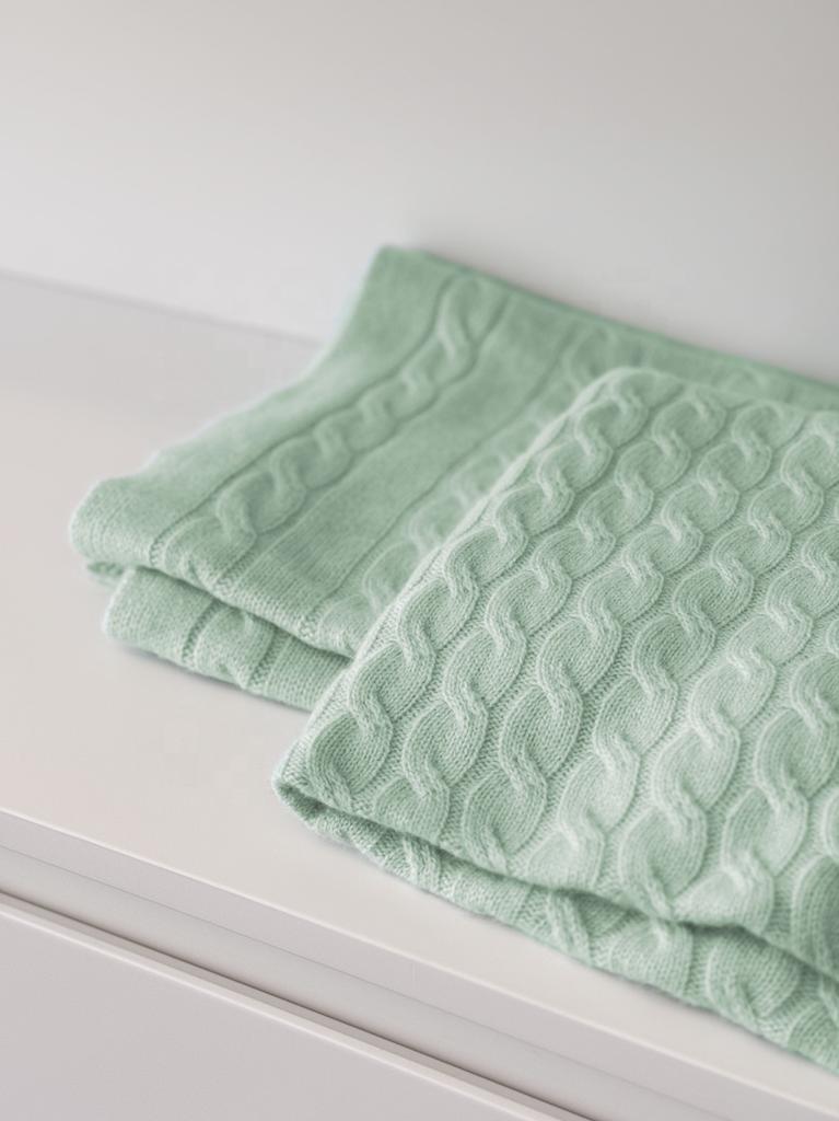 Large Knitted 100% Wool Pure Baby Cashmere Blanket 2026 Throw