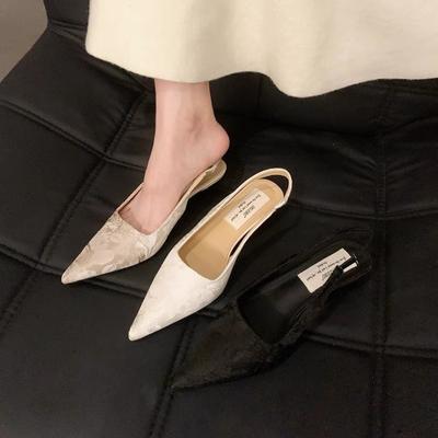 Новые модные весенне-летние женские босоножки на каблуках-рюмочках с острым носком, модные серебристые женские повседневные туфли на среднем каблуке с пряжкой сзади