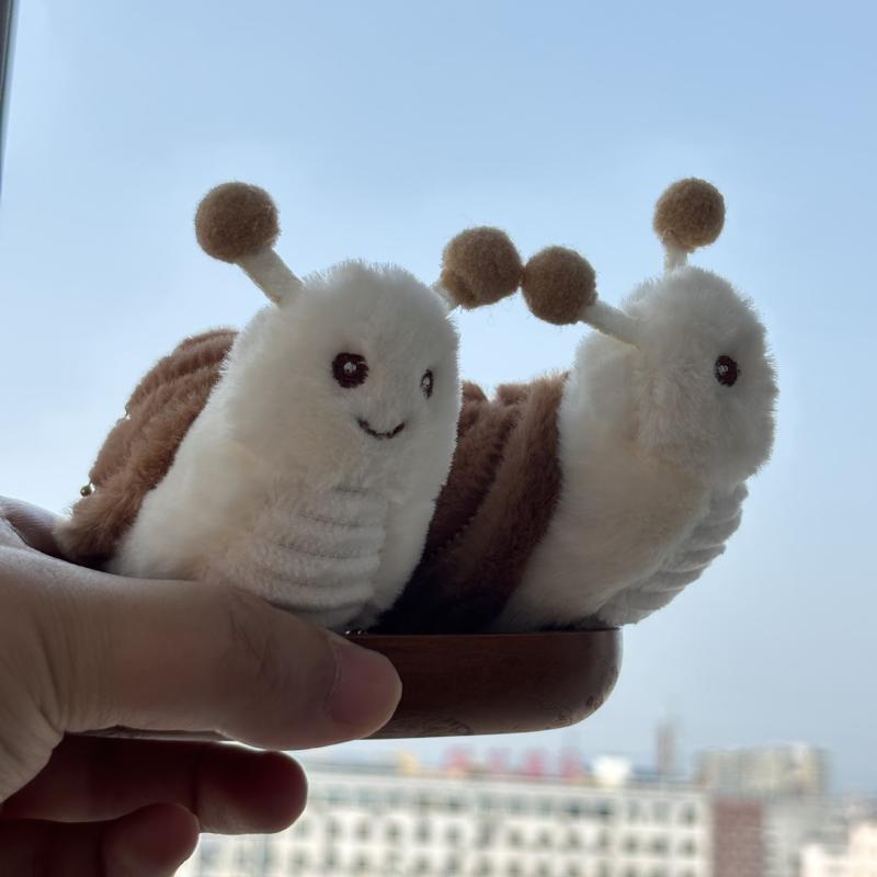 Плюшевая игрушка Улитка Брелок Мультяшное животное Мягкая набивная кукла Подвеска Кольцо для ключей автомобиля Декор для сумки/рюкзака Подарок для ребенка