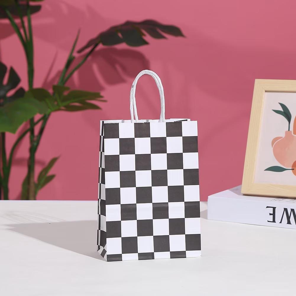 50Pcs Checkered Race Car Party Gift Bags Paper Handheld Treat Bags