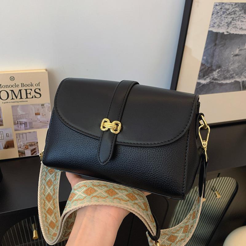 Сумка женская новая модная тенденция взрыв ретро широкий плечевой ремень сумка через плечо пригородная простая маленькая квадратная сумка