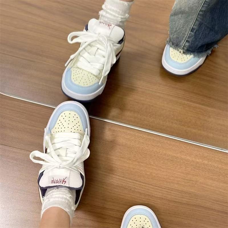 Fashion Original Blue Red Spliced Letter Sole Skateboard Shoes Women Chic Thick Soled Sports Bread Shoes Versatile Retro Casual Shoes