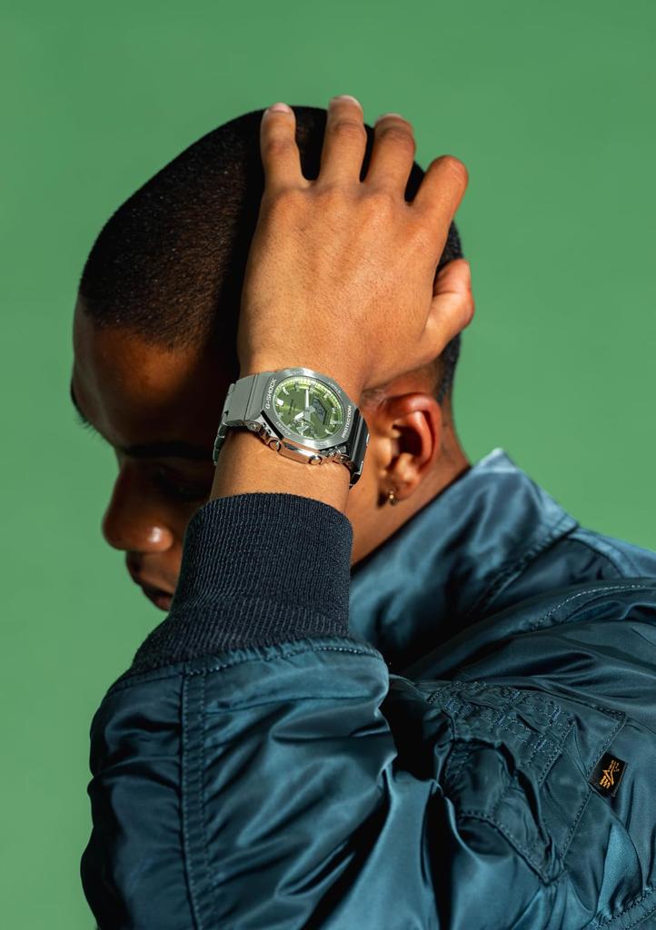 Casio G-Shock Watch [Official Japanese Product] Metal Bezel and Band Model GM -2110D-3AJF / -2110D-7AJF Men's Silver