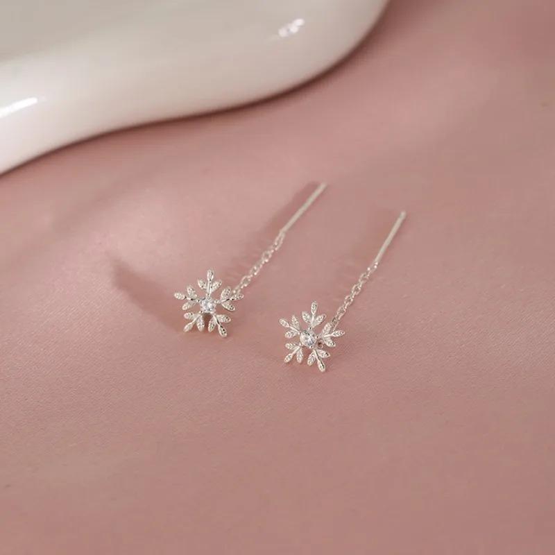 Изысканные серьги-гвоздики Yanyu со снежинками для женщин, нишевый дизайн, модные, универсальные, элегантные, стильные, для повседневного ношения