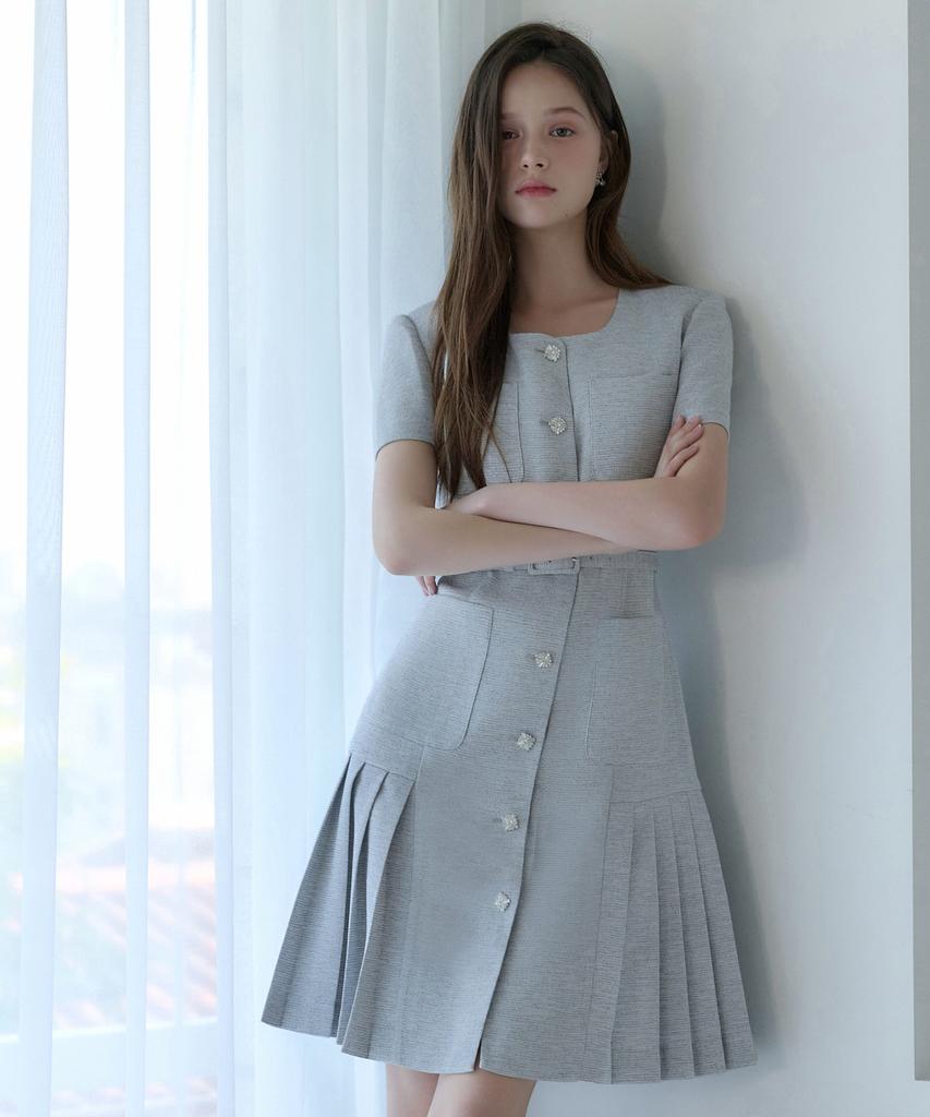 Julie And Kara 26Hs Love By You Ella Pleats Summer Tweed Dress Heathered Black Wedding Guest Look Ceremony Look