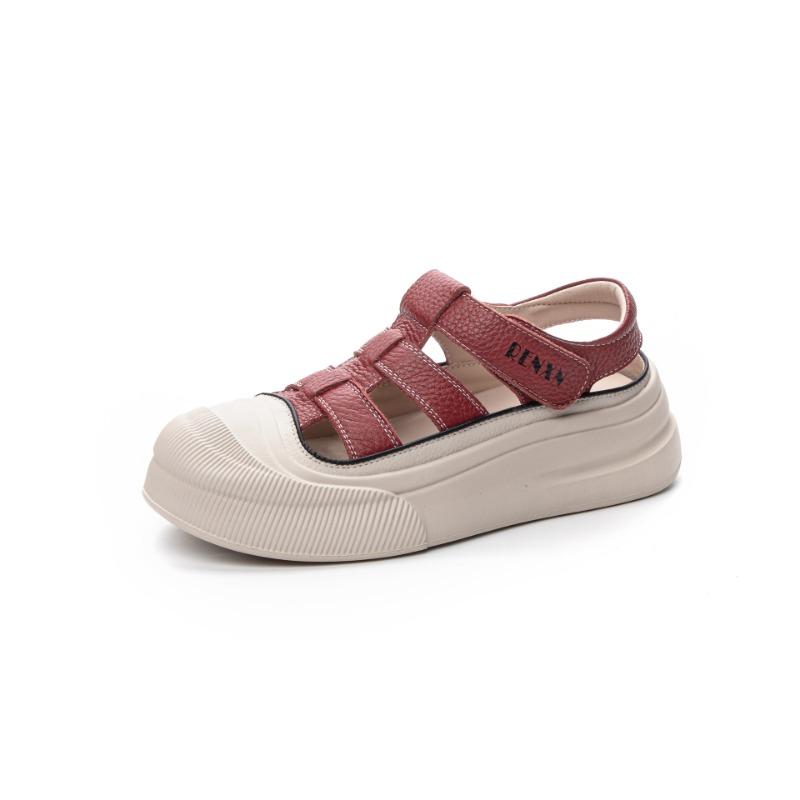 New Breathable Casual and Sporty Openwork Shoes for Women with Thick Soles and Sandals