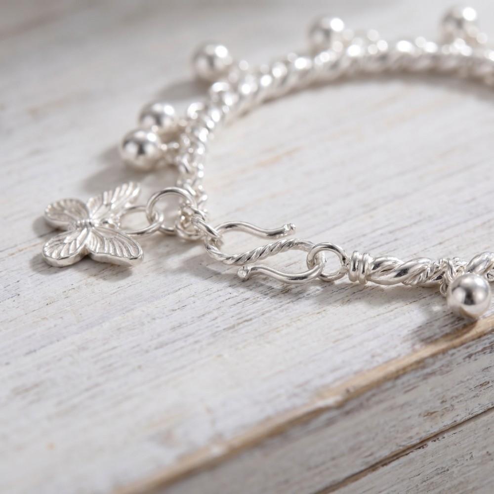 Bangle Alloy Butterfly Pendant Bracelet Light Luxury Sweet Beaded Bracelet Elegant Simple Bracelet Women