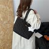Маленькая свежая и модная сумка-тоут женская новая любовь вышитая нитью сумка через плечо легкая и универсальная сумка для выхода