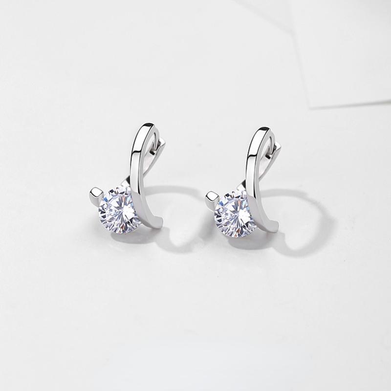 Роскошные геометрические серьги с цирконом AVE