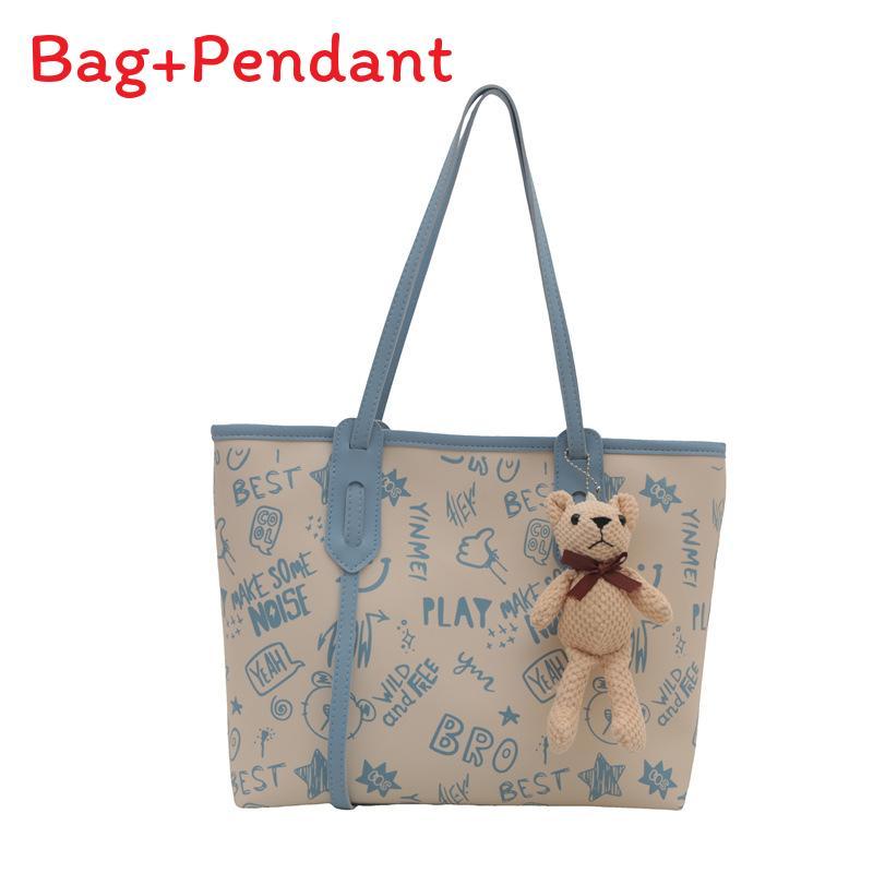 Trendy Womens Urban Tote With Sewed Design And Soft Structure For Everyday