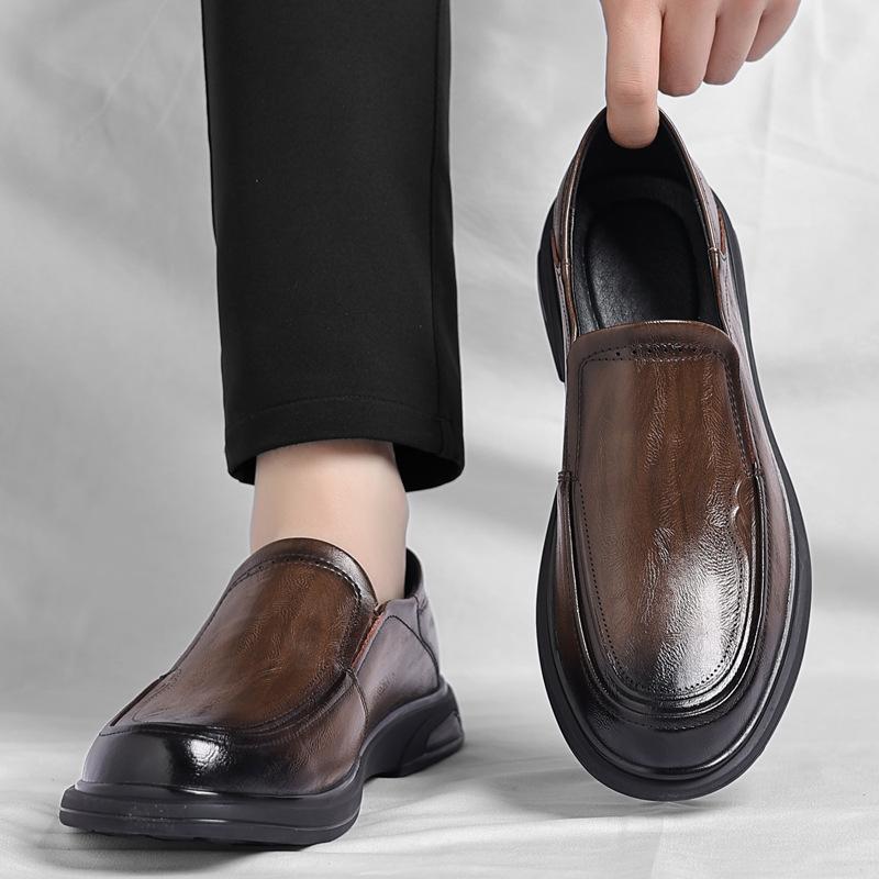Вэньчжоу кожаная обувь мужская 2025 весна новая повседневная кожаная обувь ленивая одна педаль для среднего возраста лоферы тренд