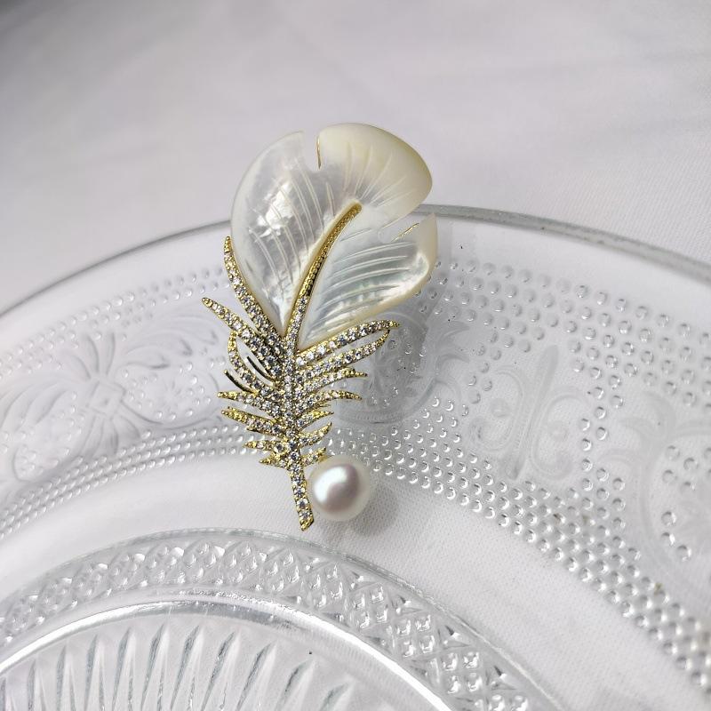 Роскошная брошь из натурального пресноводного жемчуга в виде пера, роскошная атмосферная брошь, аксессуары для костюма