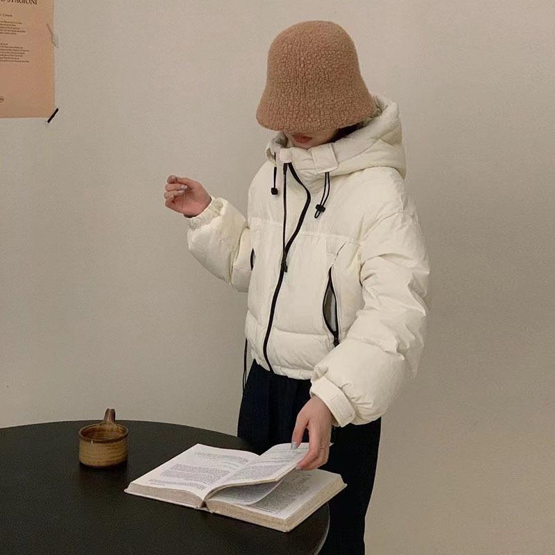 Hooded small down jacket women's 2024 winter fashion short design sense zipper thickened white duck down bread jacket