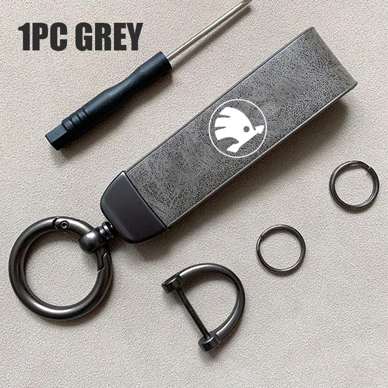 ICPG4 For Skoda 3D Metal Leather Car Keychain Key Ring Auto Emblem Accessories Fabia 1 2 Octavia a7 RS Superb Rapid Yeti Karoq Vision